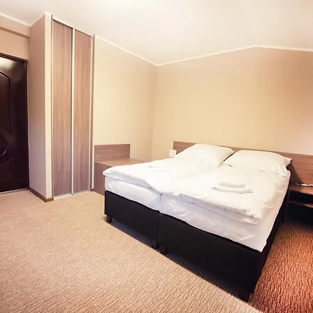 Makara Hotel 3*